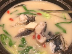 千岛湖鱼头奶汤-7017浙菜•建德味(中财店)