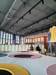 -米可儿童游乐场(观江国际购物中心店)