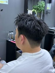 -藤野造型专业烫染接发