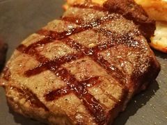 -恰餐厅及酒吧 CHAR Bar & Grill (北京丽都皇冠假日店)
