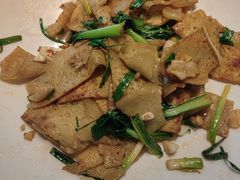 -黄泥岗·地道湖北菜(奥特莱斯店)