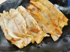 黑胡椒牛肉锅贴-四海游龙(大华店)