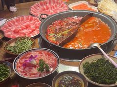 -巴卤社老火锅(财富店)