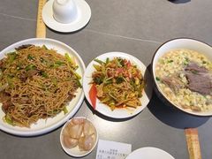 -陈熹公民族美食文化餐厅(中华广场店)