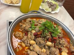 -彭记铁锅肥肠(东四总店)