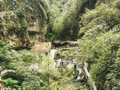 景点-龙水峡地缝景区