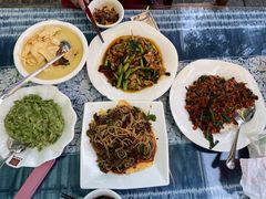 -瑞丰园庭院餐厅·白族传统家常菜
