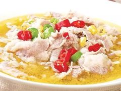 酸汤肥牛-同济大学-北苑食堂