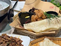 -丁里羊肉小镇(天鹅湖总店)