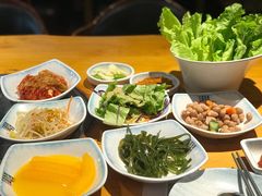 小菜-唯成•韩国炭火烤肉 유성고기