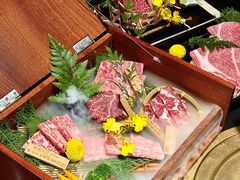 -山川小町·极番烧肉(新地假日广场店)