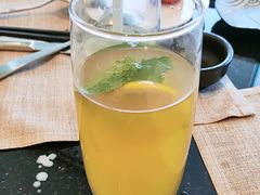 -东方红海鲜百汇(国际大厦店)