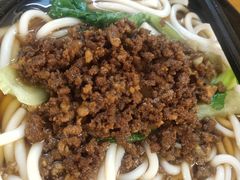 -丽虹云南过桥米线(兴工街店)