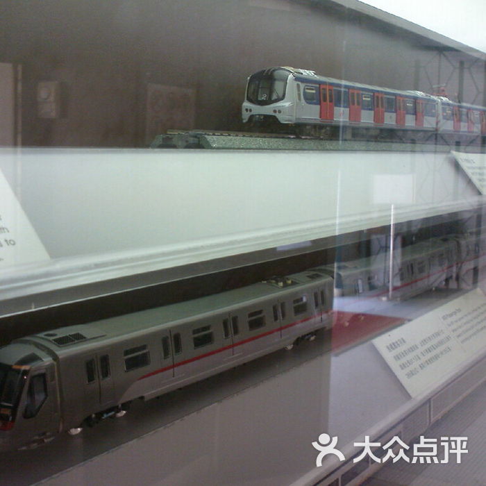 香港铁路博物馆香港铁路博物馆内陈列的港铁列车模型2图片-北京展览馆