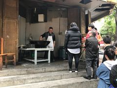 -邓记新一代糖油果子(四川煤管局供销公司职工宿舍店)