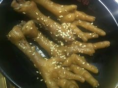 -红盔侠小龙虾(海宁银泰店)