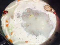 -三人行骨头王火锅(长寿店)