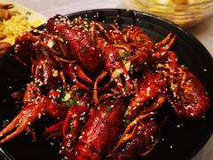 -巴厘龙虾·榜首油焖大虾(音乐学院·沿江酒馆店)