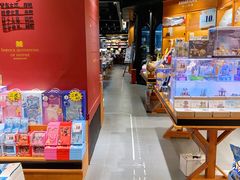 -西西弗书店&矢量咖啡(凯德晶萃广场店)