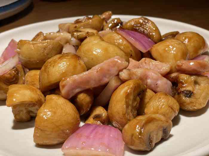 波螺油子·青岛本帮菜(金茂湾店)-"本来是在银座逛街想尝尝这家店结果
