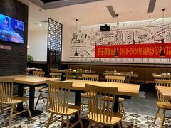 大堂-李子坝梁山鸡(北碚万达五鸡哥店)