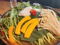 脊骨小锅-枣玛露炭火烤肉脊骨锅