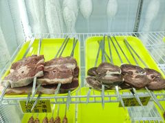 -烤肉小伙烤肉店