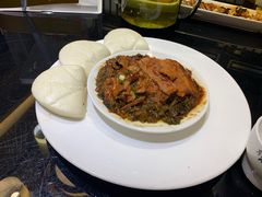 -东口码头·烧鸽子·鱼头泡饼·地方菜(金鹰悦城店)