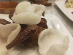 脆皮炸乳鸽-厦门朗豪酒店 · 明阁中餐厅