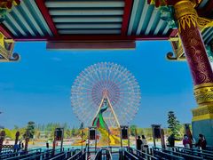 -七彩云南欢乐世界