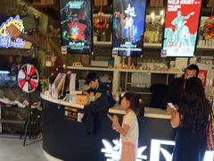 -暴风岛沉浸式体验馆(百联世纪店)