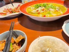 酸菜鱼-地锅居(翰林邻里中心店)
