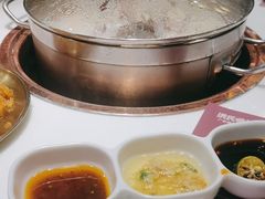 -洪氏嗨捞·猪肚鸡火锅(阳光天地店)