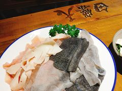 -白乐天毛肚火锅馆(解放碑店)