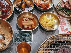 -草家酱蟹炭火烤肉店(珲春南路二店)