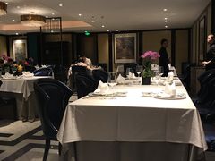 大堂-Yan Ting 宴庭中餐厅(上海静安瑞吉酒店)
