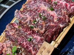 -山川小町·极番烧肉(新地假日广场店)