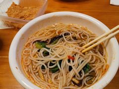 -水平有限螺蛳粉(宏达大厦店)