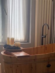 -薇薇安花系SPA