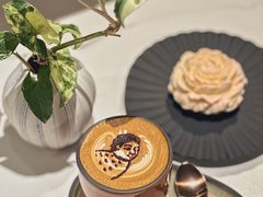 -潮一不贰·法式甜品·生日蛋糕·西式简餐(外滩店)