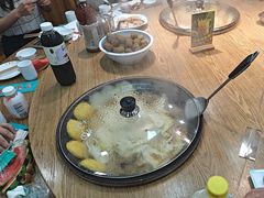 -屯老二农家铁锅炖·行业领军者(梅江店)