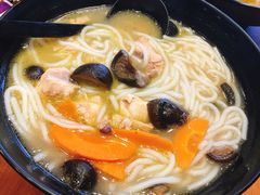 -老妈米线(港龙店)