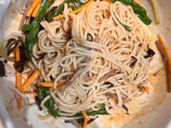 -云海肴·汽锅鸡·云南菜(天山百盛优客店)