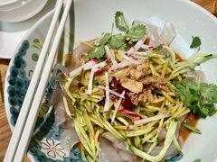 手工粗粮大拉皮-上关雪東北菜(中房金谊店)