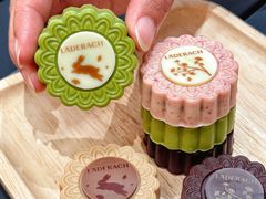 -Laderach 莱德拉(上海环贸iapm店)