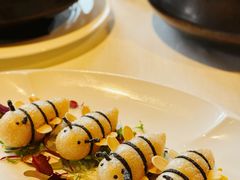 蜜蜂咸水饺-三号黄浦会Canton Table