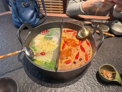 -三出山火锅(南京万象天地店)