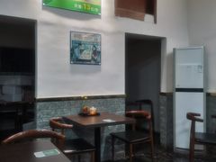 大堂-泰哥经典云吞(望牛墩店)