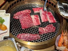 -铭牛烧肉·和牛海鲜自助(高新月牙湖店)