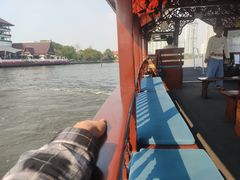 -阿瓦尼河滨曼谷酒店